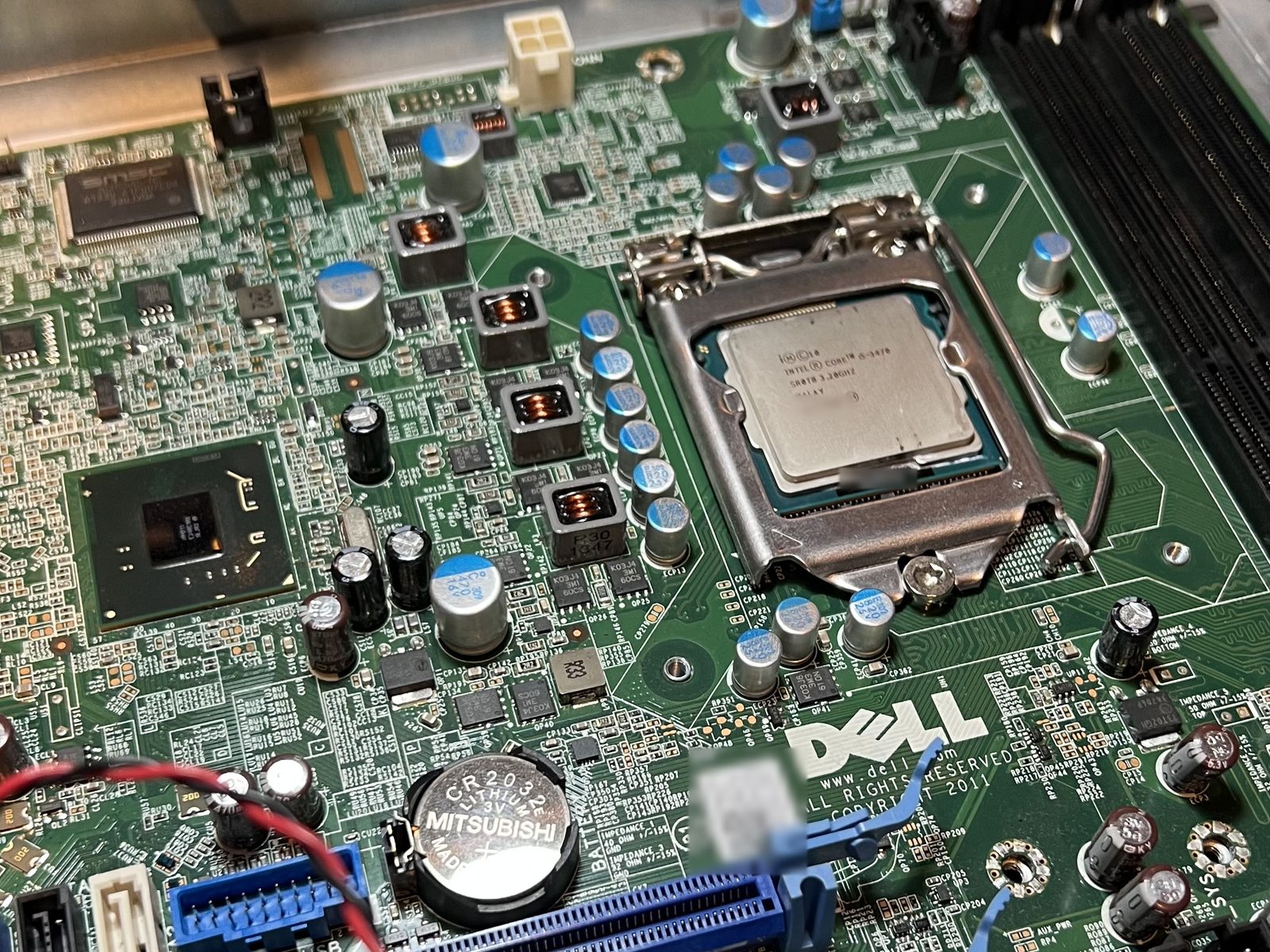 La nuova scheda madre del Dell OptiPlex con il processore montato nel socket